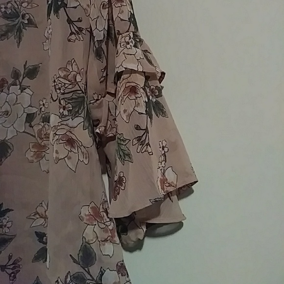 Torrid - Picture 5 of 6